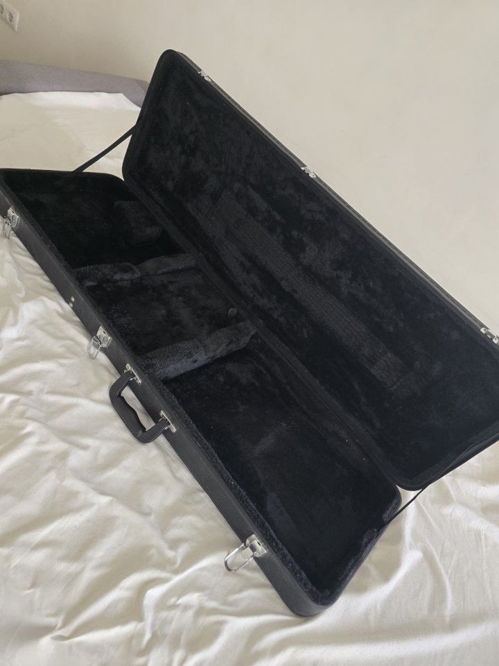 Charvel Pro Mod So Cal Style II de segunda mano · Foto 7 de 8 · Valencia · 750 €