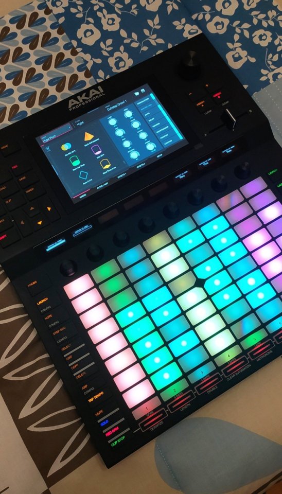 Akai Force de segunda mano · Foto 3 de 7 · Pontevedra · 725 €