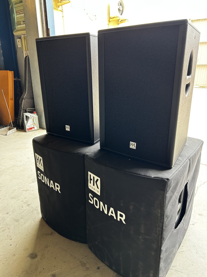 Equipo Sonido HK Audio en perfecto estado