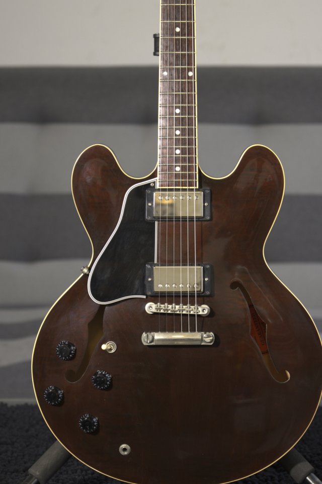 Gibson 335 ZURDA de 2011 de segunda mano · Foto 7 de 10 · Madrid · 1950 €