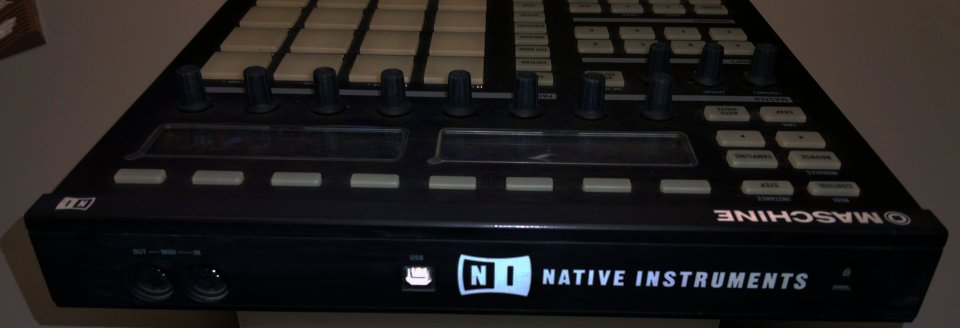 Native Instruments Maschine MK1 de segunda mano · Foto 5 de 7 · Valencia · 50 €