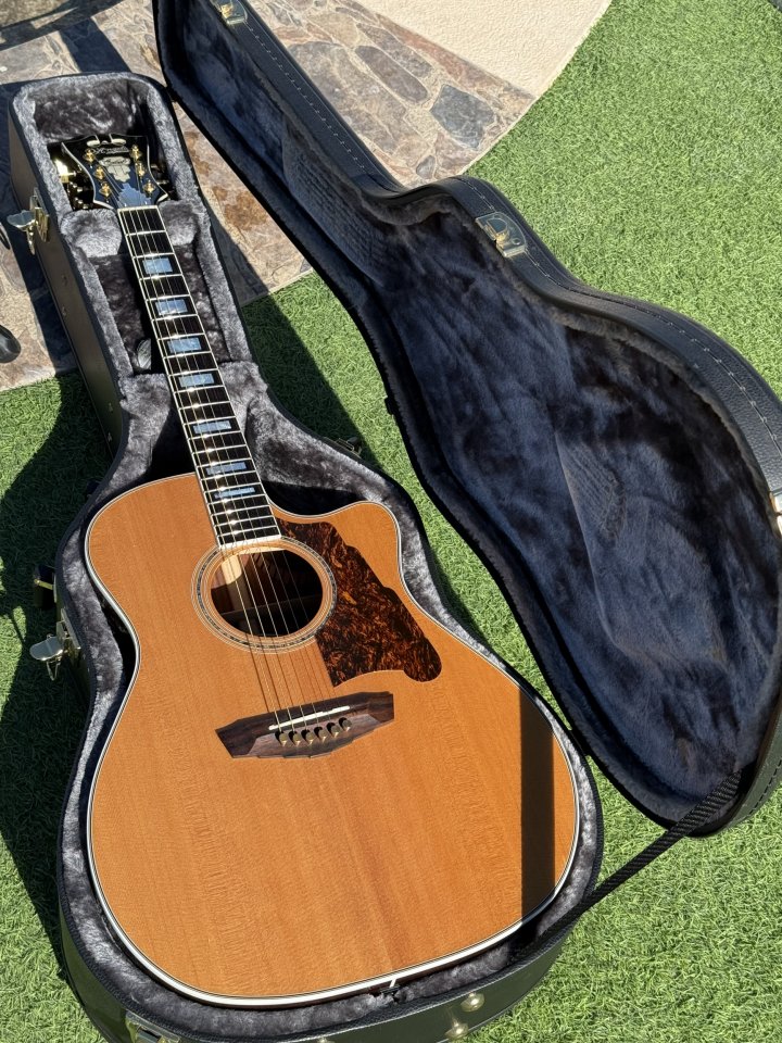 Guitarra acústica D'Angelico EXG200 Excel Grand Concert