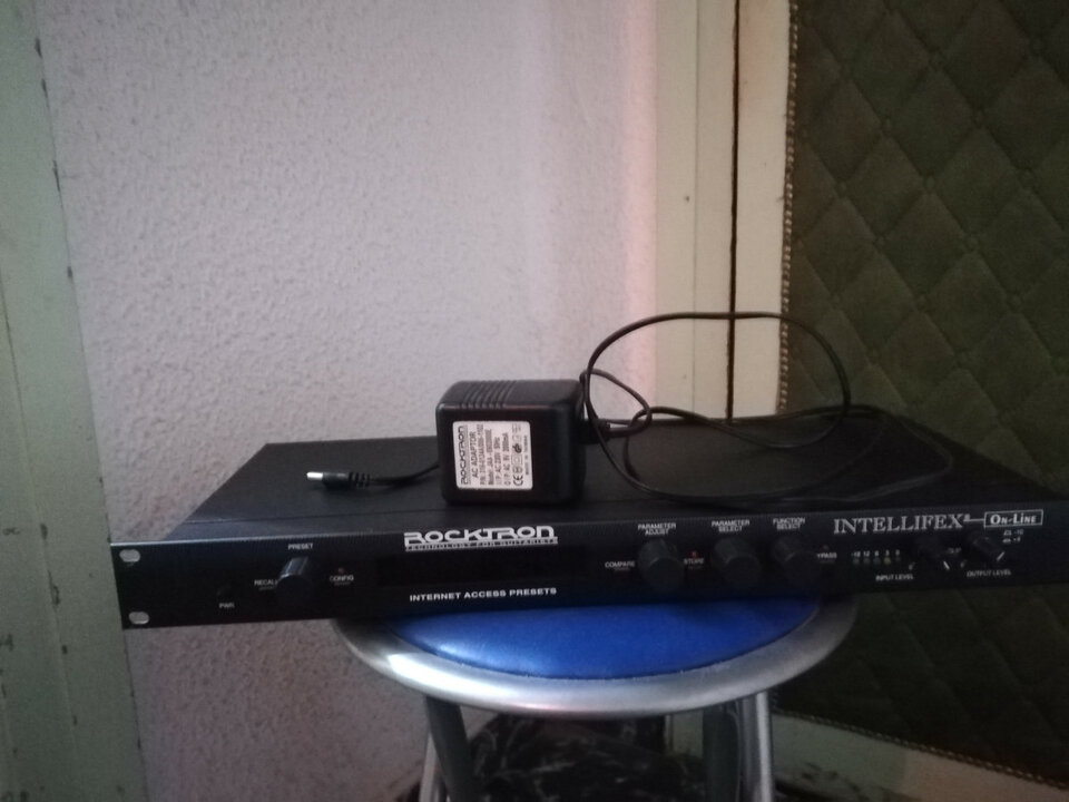 Rocktron Intellifex On-Line