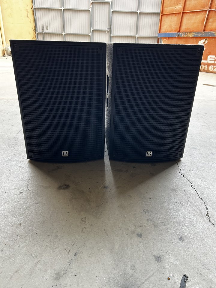 Equipo Sonido HK Audio en perfecto estado