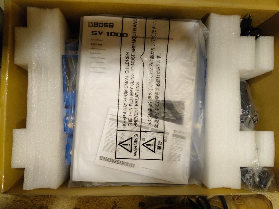 BOSS SY-1000 sintetizador guitarra (factura en garantía)