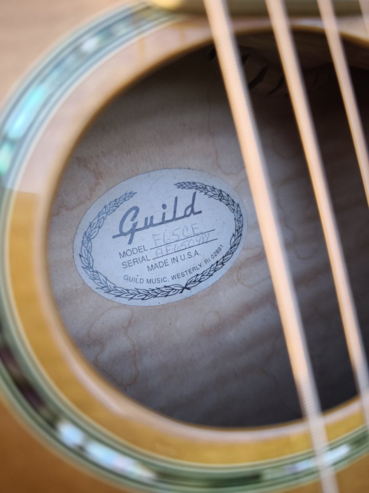Guild F65 CE