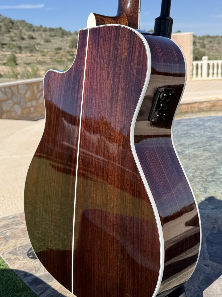 Guitarra acústica D'Angelico EXG200 Excel Grand Concert