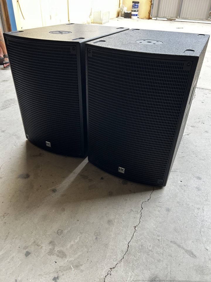 Equipo Sonido HK Audio en perfecto estado