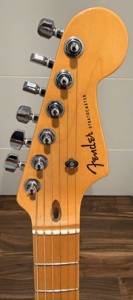 Fender Stratocaster Ultra HSS Rebajo voy detrás de una cosilla