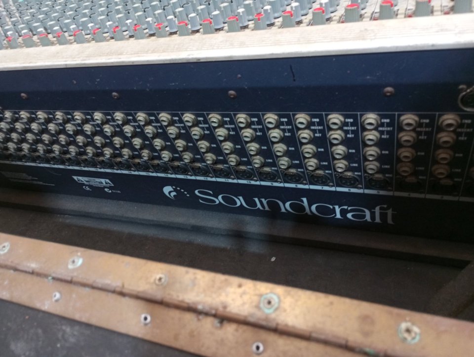 Soundcraft m 2