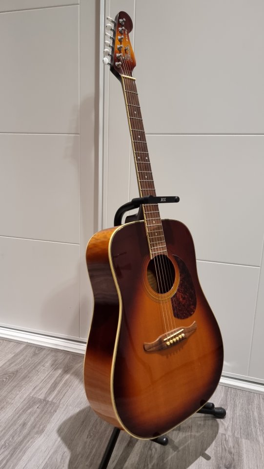 Fender Malibu Korea 1996 acústica + funda de segunda mano · Foto 6 de 10 · Madrid · 320 €
