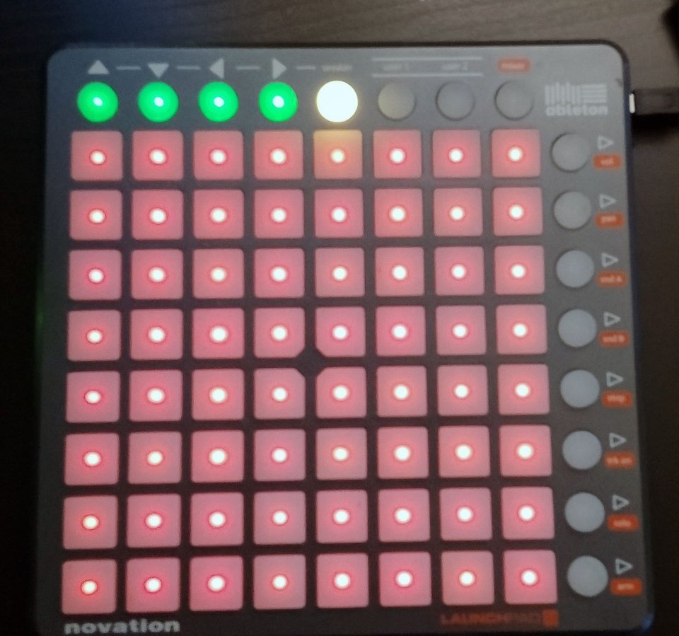 Novation Launchpad S de segunda mano · Foto 1 de 4 · Valencia · 35 €