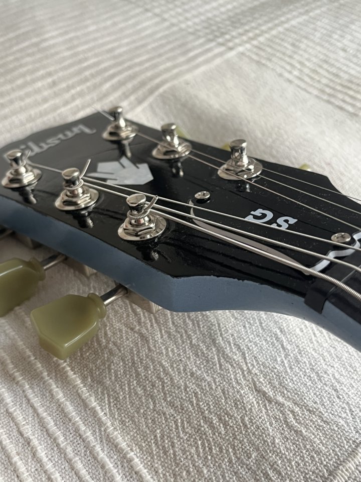 Gibson SG Gothic Restaurada de segunda mano · Foto 2 de 8 · Almería · 900 €