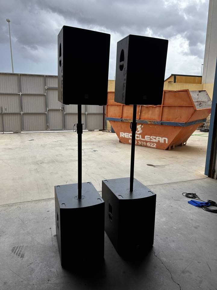 Equipo Sonido HK Audio en perfecto estado
