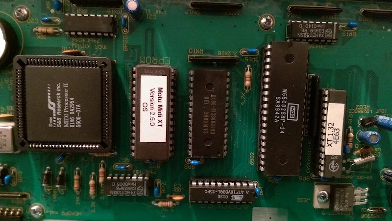 Chip ROM 2.5.0 para MOTU Midexpress XT de segunda mano · Foto 2 de 2 · Castellón · 15 €