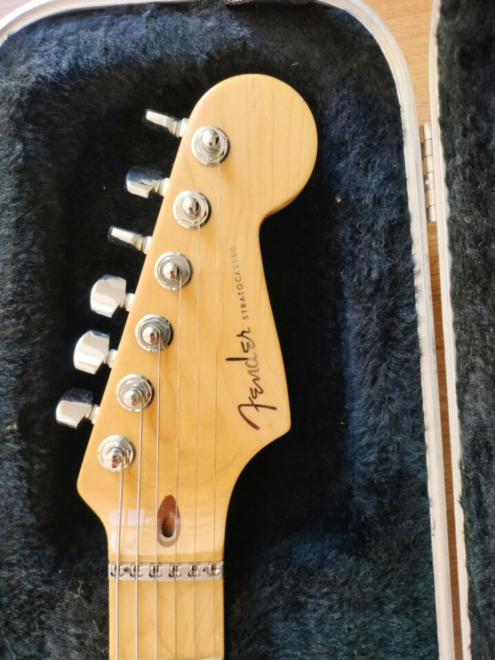 Fender American Deluxe Stratocaster 2006