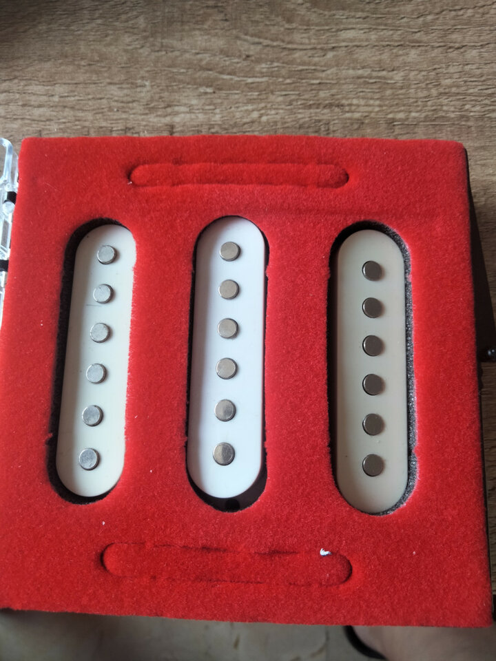 Juego pastillas Stratocaster