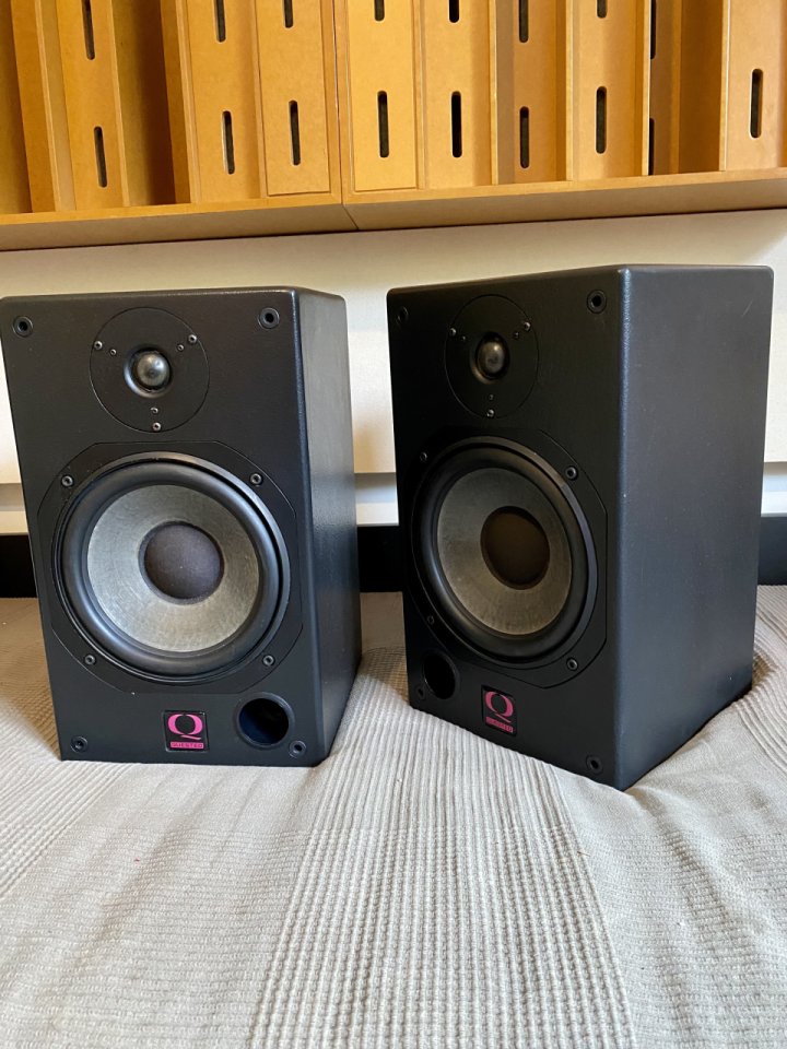 Monitores pasivos Quested H108