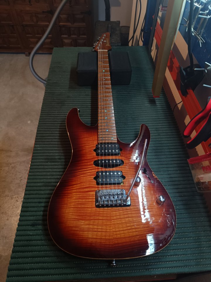 Ibanez AZ 2407F RESERVADA