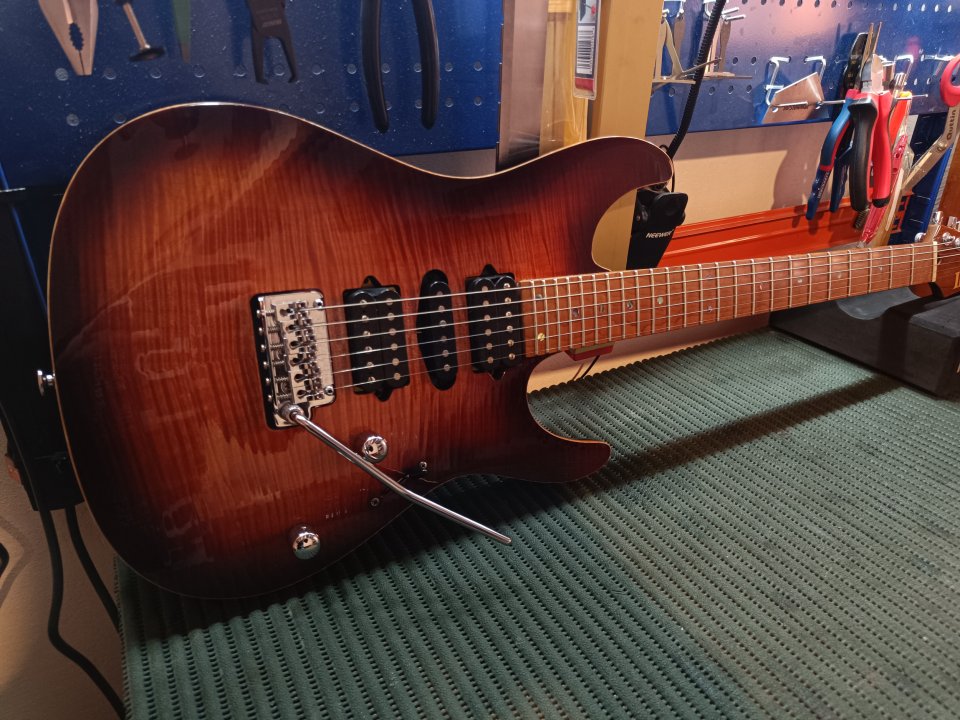 Ibanez AZ 2407F RESERVADA