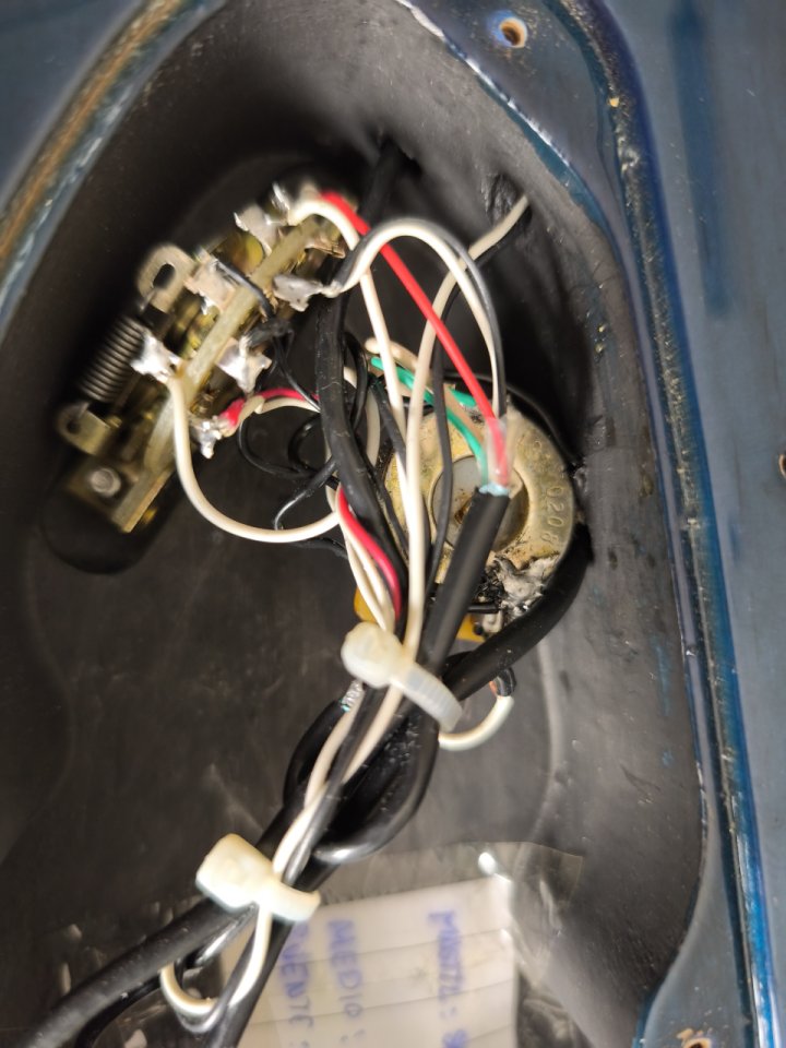 Superstrato warmoth USA. Seymour duncan, dimarzio, Floyd rose original.