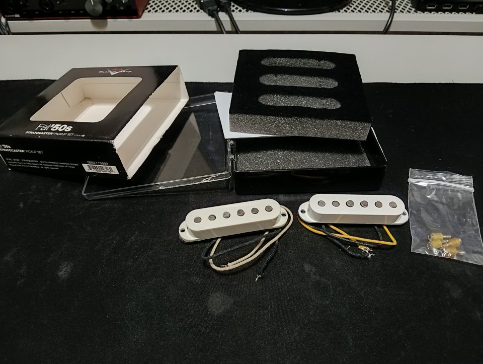 Vendo pastillas Fender Custom Shop FAT 50 (Neck y Middle) de segunda mano · Foto 8 de 10 · Barcelona · 120 €