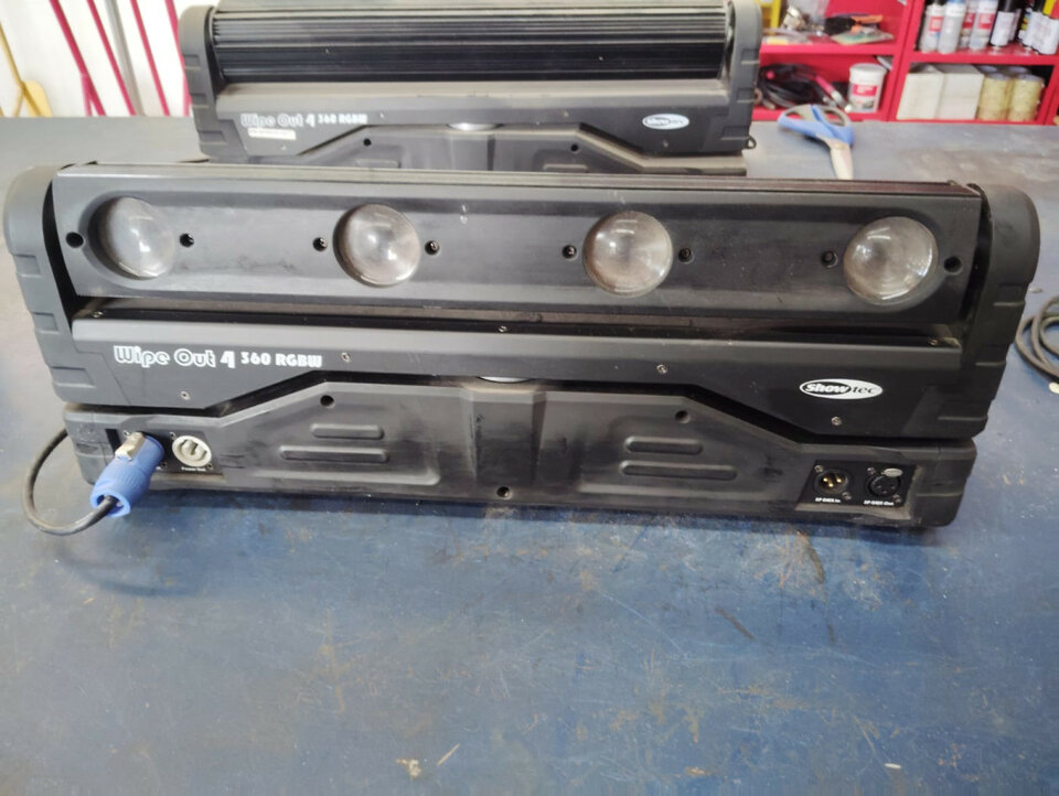 4 uds Showtec Wipe Out 4