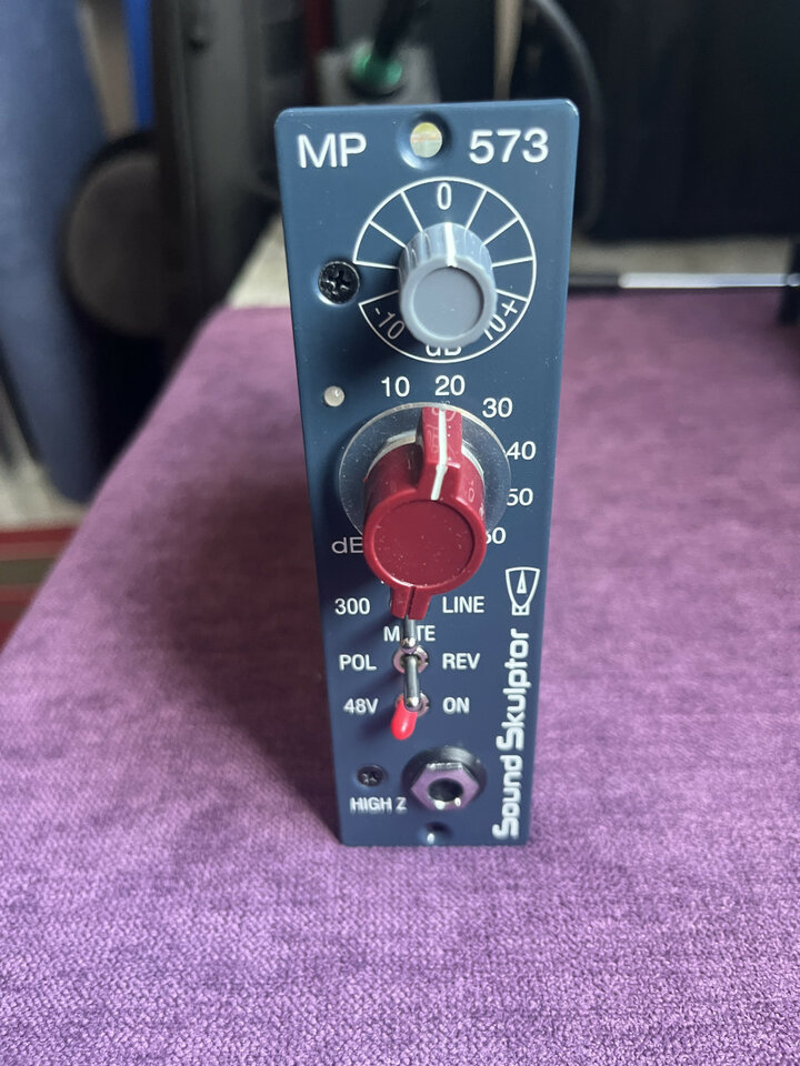 Previo MP573 (NEVE 1073)
