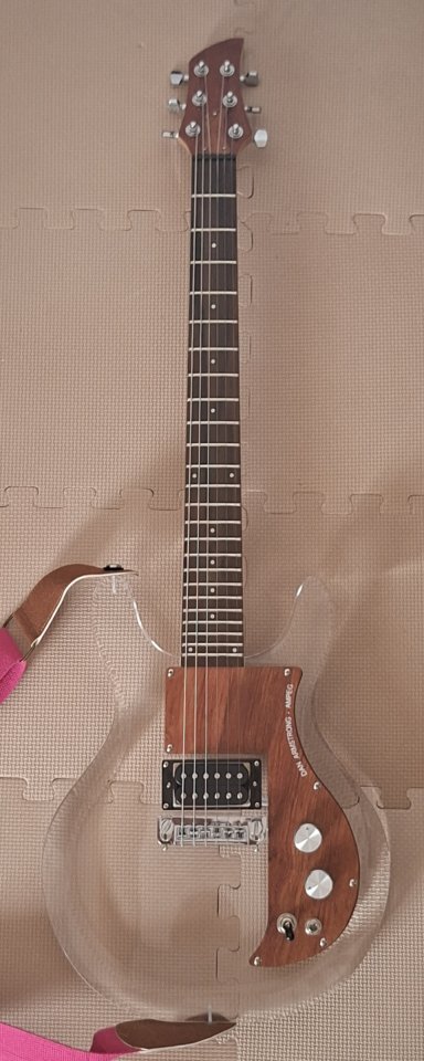 (DIY) ADA6 Dan Armstrong / Ampeg plexiglás de segunda mano · Foto 1 de 5 · A Coruña · 999 €