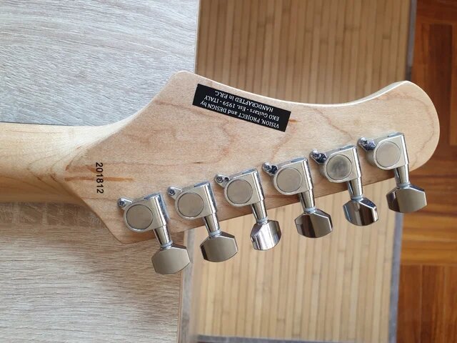 Stratocaster partcaster customizada