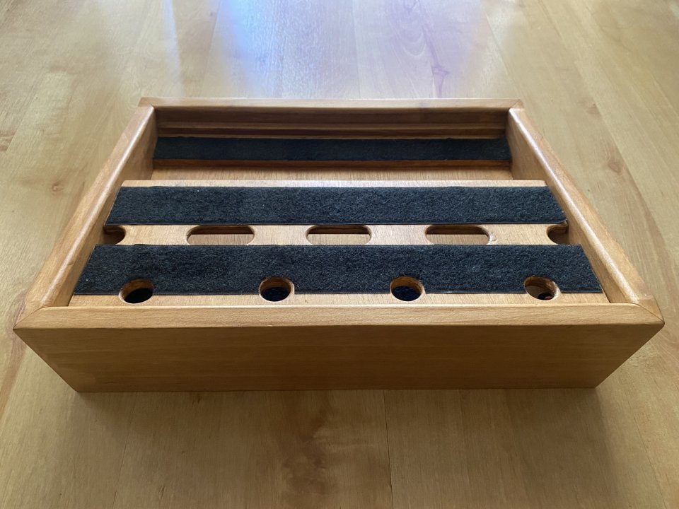 Pedalera personalizada madera guitarra/bajo