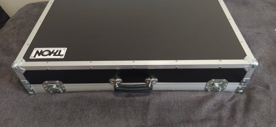 Flightcase Thon de segunda mano · Foto 2 de 10 · Valencia · 120 €
