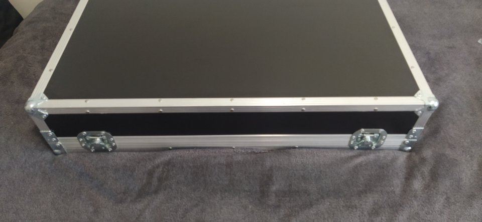 Flightcase Thon de segunda mano · Foto 3 de 10 · Valencia · 120 €