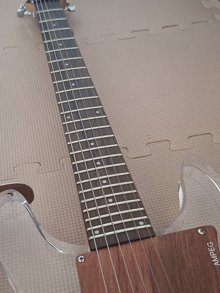 (DIY) ADA6 Dan Armstrong / Ampeg plexiglás de segunda mano · Foto 3 de 5 · A Coruña · 999 €