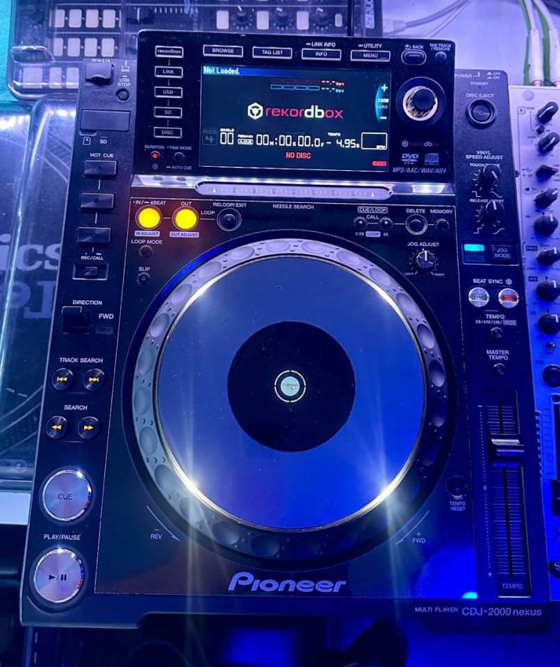Pioneer CDJ 2000 NXS