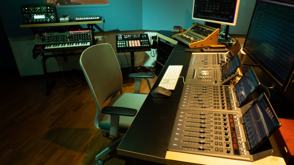 ¿Trabajas desde casa y necesitas un estudio profesional de vez en cuando? de segunda mano · Foto 2 de 8 · Barcelona