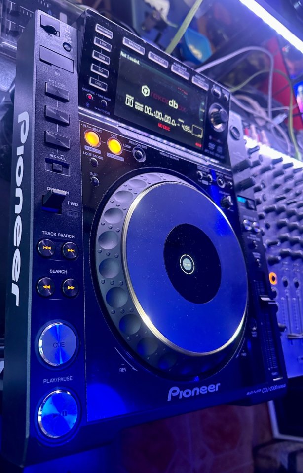 Pioneer CDJ 2000 NXS