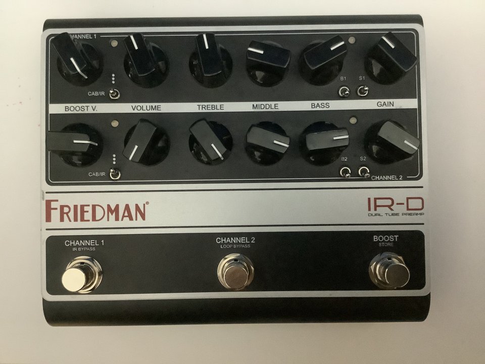Friedman IR-D Dual Tube Preamp y dos válvulas nuevas de repuesto. de segunda mano · Foto 1 de 7 · Granada · 400 €