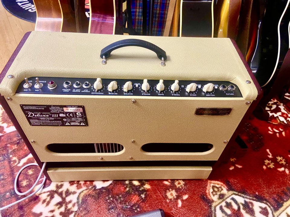 Fender Hot Rod Deluxe III Limited Edition de segunda mano · Foto 9 de 10 · Valencia · 750 €