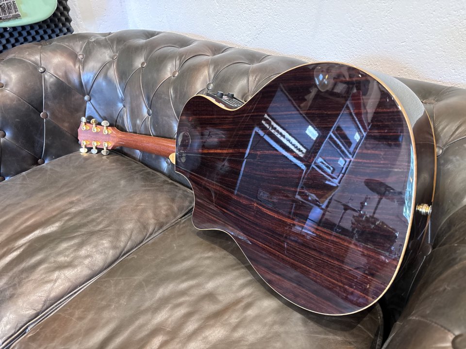 Taylor 814ce Fall Limited Edition (Cocobolo) del año 2003/2004. de segunda mano · Foto 6 de 10 · Pontevedra · 2750 €