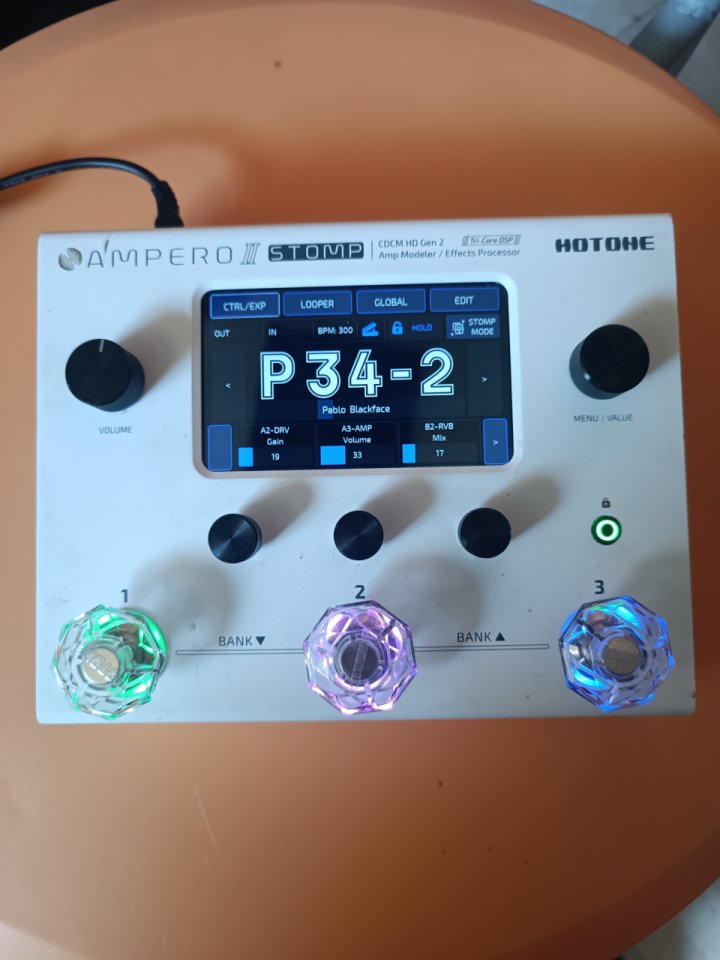 HOTONE AMPERO II STOMP