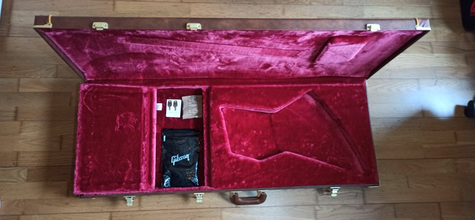 Estuche original Gibson Explorer de segunda mano · Foto 9 de 10 · Pontevedra · 190 €