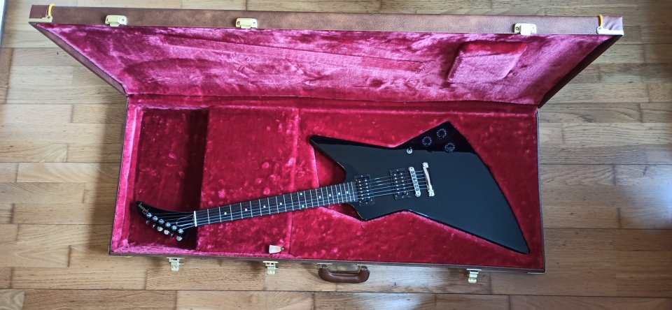 Estuche original Gibson Explorer de segunda mano · Foto 10 de 10 · Pontevedra · 190 €
