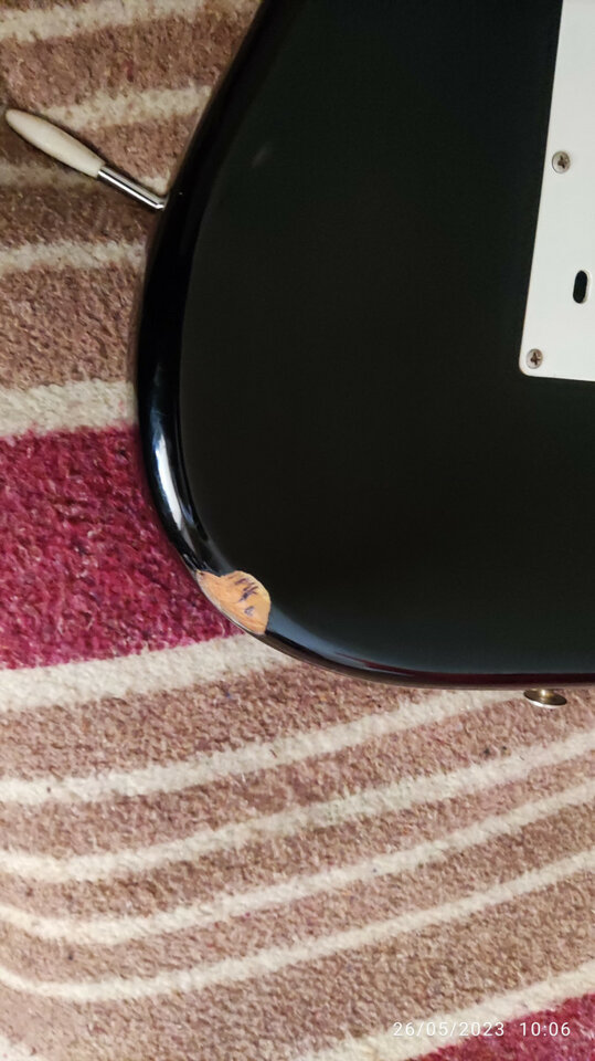 Fénix Stratocaster By Young Chang del 91 muy mejorada.