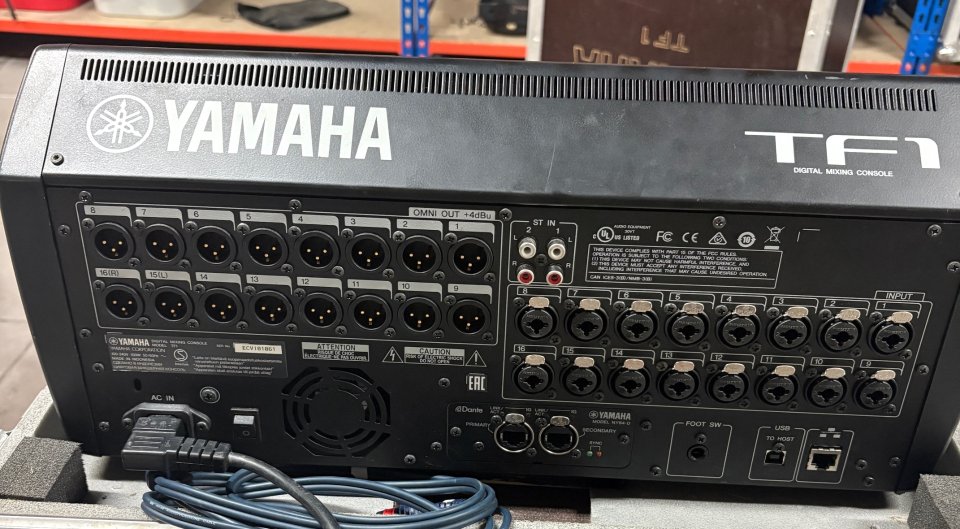 Yamaha TF1 de segunda mano · Foto 4 de 10 · Cáceres · 1700 €
