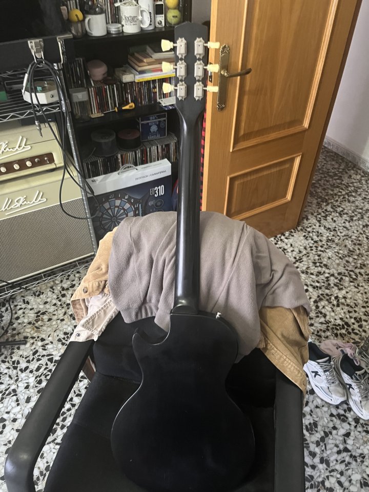 Gibson Melody Maker 2008 de segunda mano · Foto 2 de 3 · Valencia · 750 €