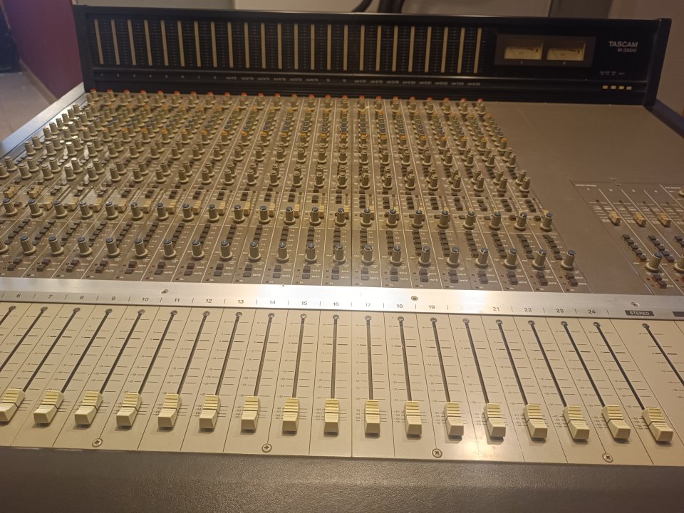 Tascam M3500 o cambio