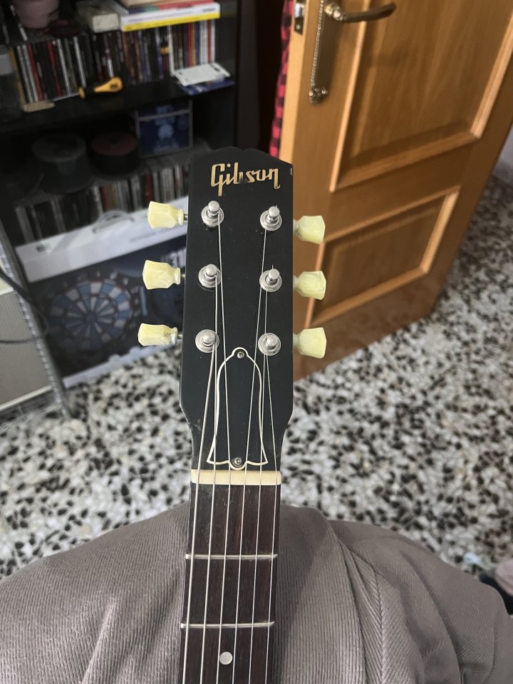 Gibson Melody Maker 2008 de segunda mano · Foto 3 de 3 · Valencia · 750 €