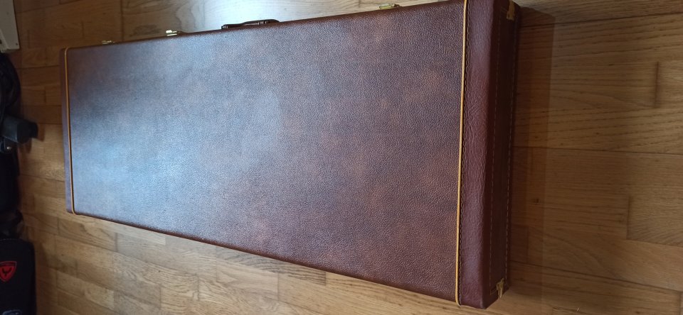 Estuche original Gibson Explorer de segunda mano · Foto 5 de 10 · Pontevedra · 190 €