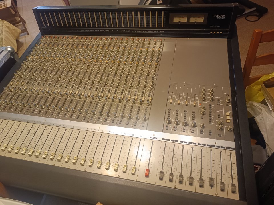 Tascam M3500 o cambio